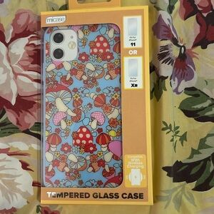 Micas iPhone XR/11 mushroom theme